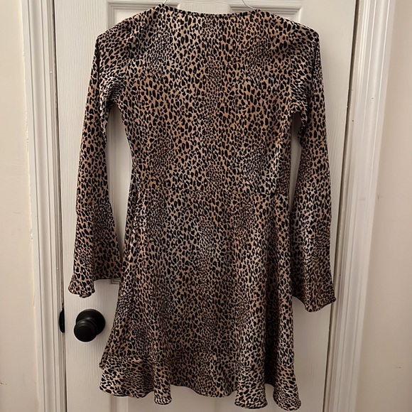 Divided by H&M Swimsuit Coverup. Size Small - Picture 3 of 7